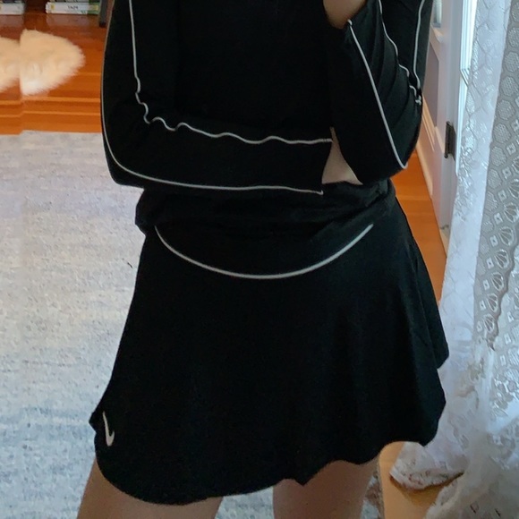 NIKE FLOUCY TENNIS SKIRT - Picture 6 of 6